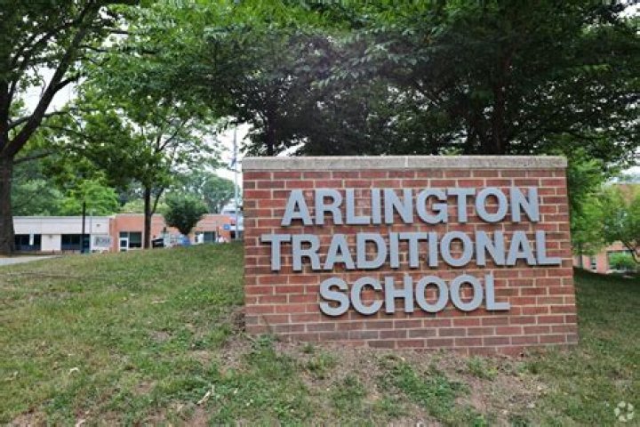 Arlington Traditional Elementary School / Overview